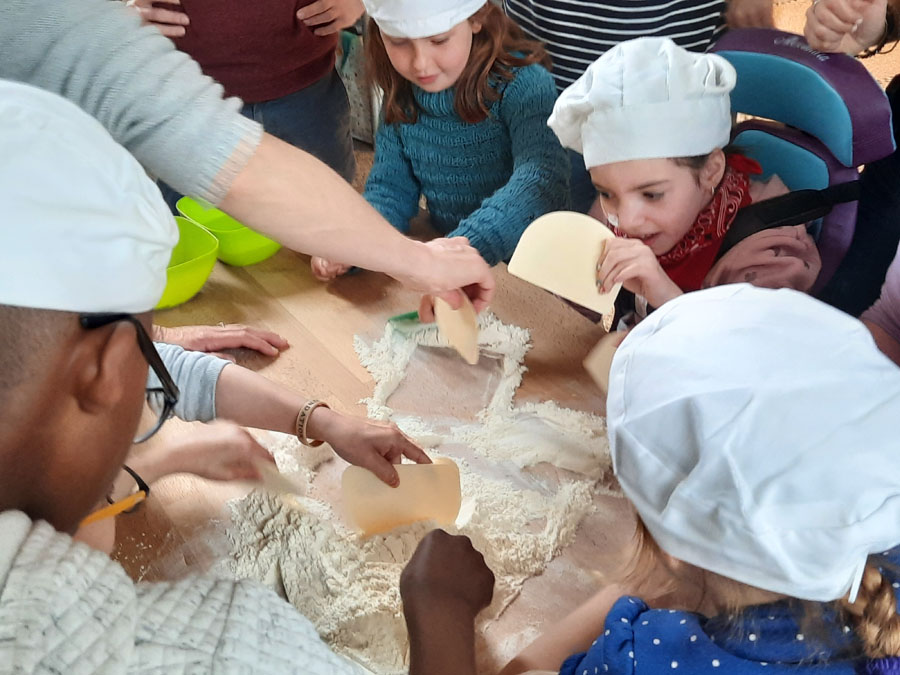 Atelier cuisine à l'école fondamentale de La Famille